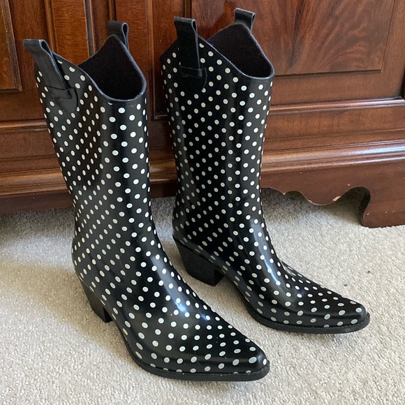 Vintage White Black Polka dot Pattern Print Men Women Leather Boots main image 1
